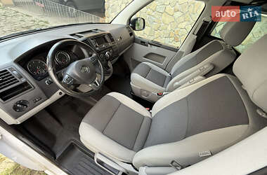 Минивэн Volkswagen Transporter 2015 в 