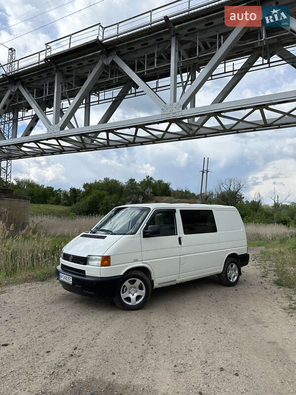 Мінівен Volkswagen Transporter 2002 в Запоріжжі
