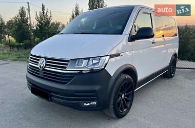 Минивэн Volkswagen Transporter 2020 в 