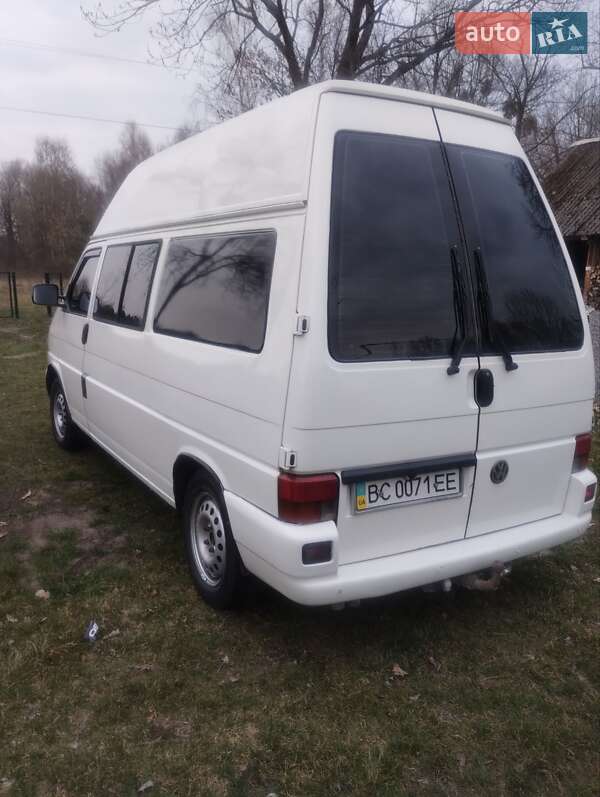 Мінівен Volkswagen Transporter 2000 в Львові