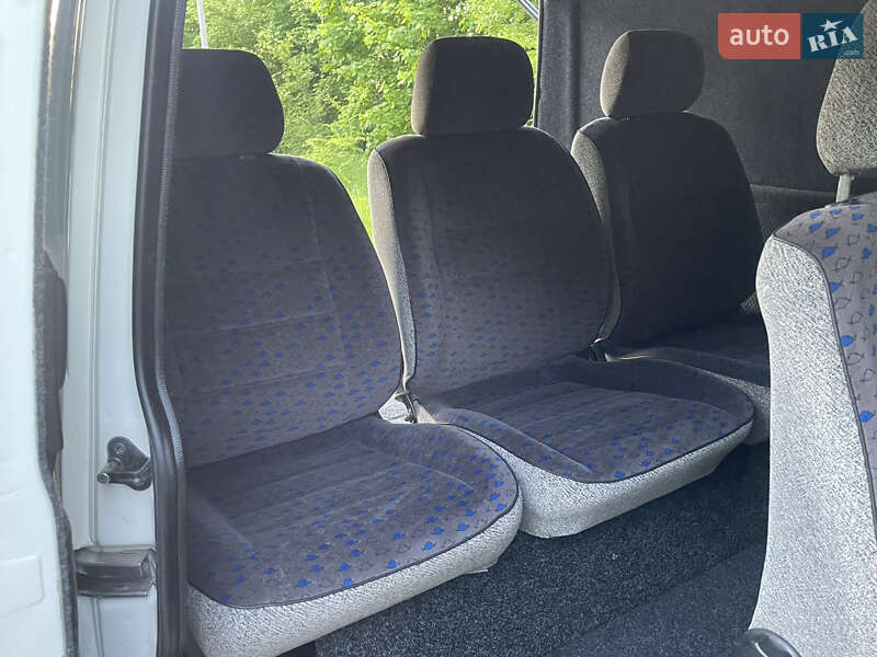 Минивэн Volkswagen Transporter 1999 в Радивилове