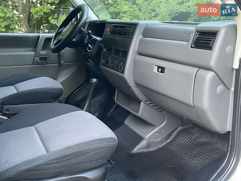 Минивэн Volkswagen Transporter 1999 в Радивилове