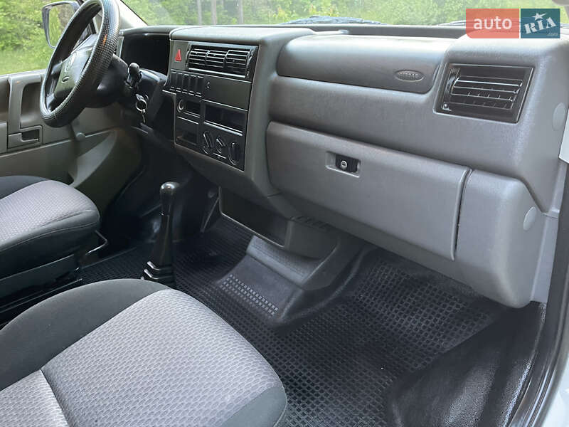 Минивэн Volkswagen Transporter 1999 в Радивилове