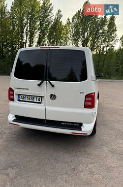 Мінівен Volkswagen Transporter 2017 в 