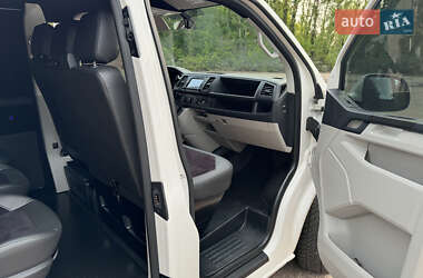 Мінівен Volkswagen Transporter 2017 в 