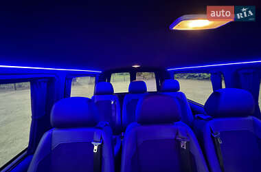 Мінівен Volkswagen Transporter 2017 в 