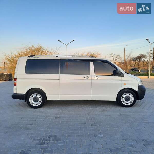 Мінівен Volkswagen Transporter 2006 в Миколаєві