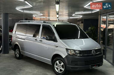 Грузовой фургон Volkswagen Transporter 2015 в 