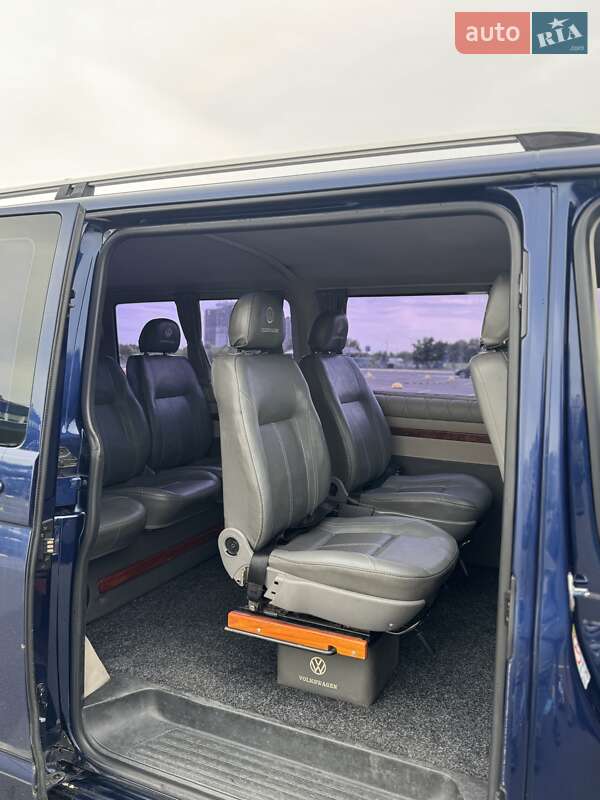 Минивэн Volkswagen Transporter 2007 в Киеве
