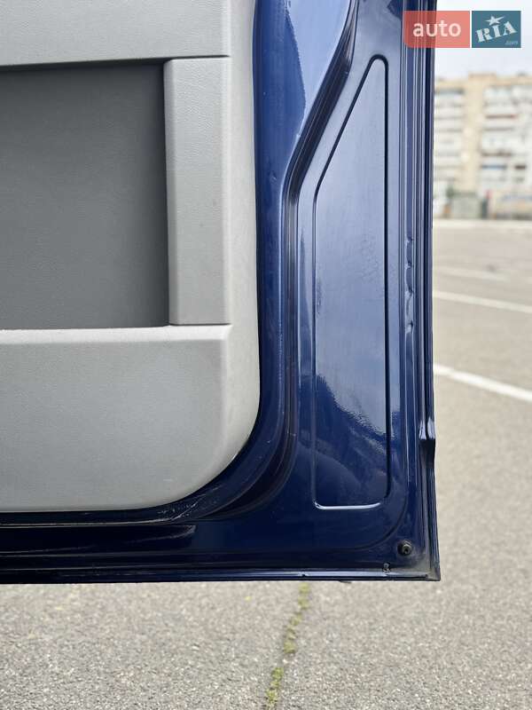 Минивэн Volkswagen Transporter 2007 в Киеве