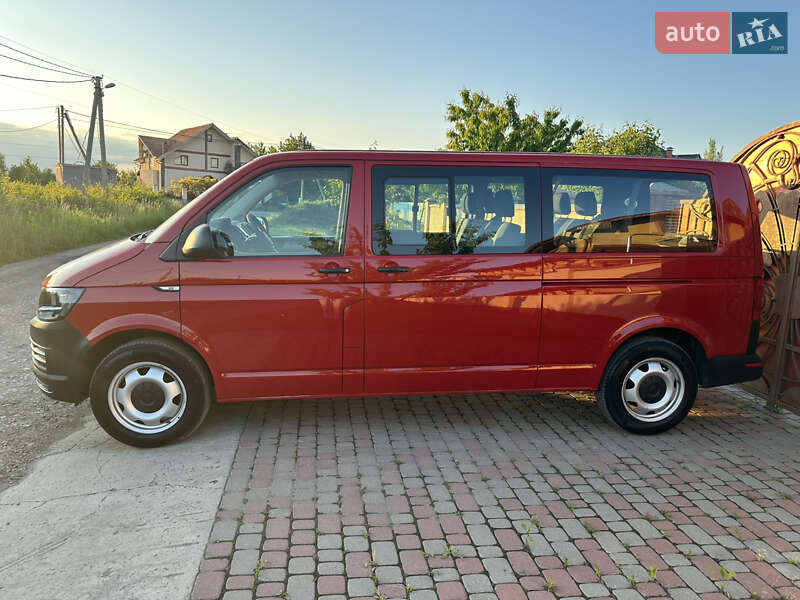 Минивэн Volkswagen Transporter 2016 в Ужгороде