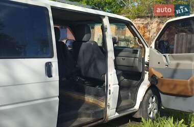 Минивэн Volkswagen Transporter 2000 в 