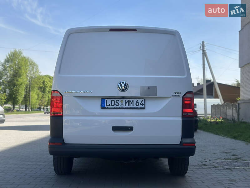 Вантажний фургон Volkswagen Transporter 2018 в Дубні