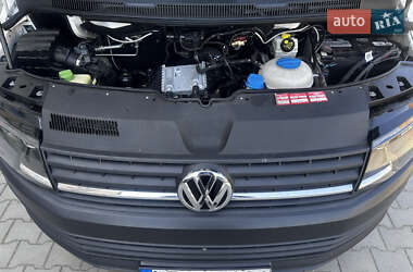 Вантажний фургон Volkswagen Transporter 2018 в 
