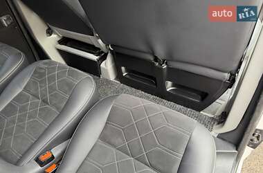 Минивэн Volkswagen Transporter 2014 в 