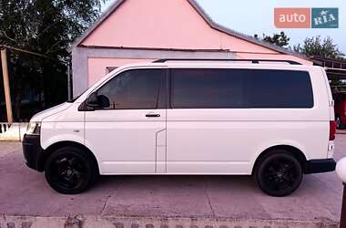 Грузопассажирский фургон Volkswagen Transporter 2010 в 