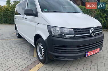 Минивэн Volkswagen Transporter 2017 в 
