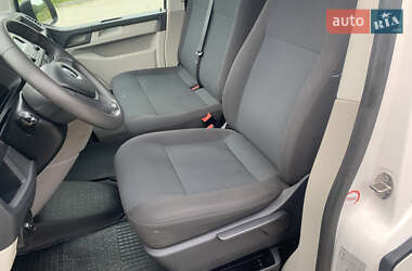 Минивэн Volkswagen Transporter 2017 в 