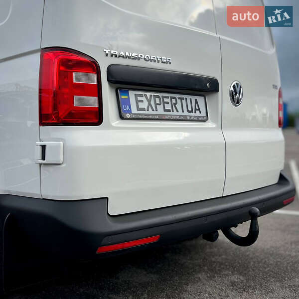 Вантажний фургон Volkswagen Transporter 2018 в Києві