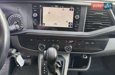 Минивэн Volkswagen Transporter 2021 в 
