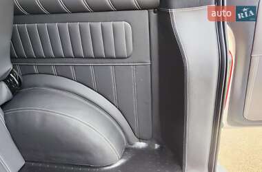 Минивэн Volkswagen Transporter 2021 в 
