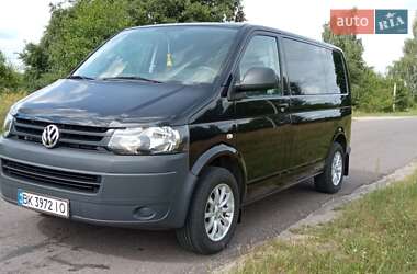 Минивэн Volkswagen Transporter 2011 в 