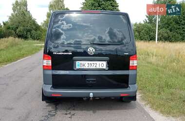 Минивэн Volkswagen Transporter 2011 в 