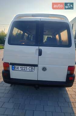 Мінівен Volkswagen Transporter 2003 в 