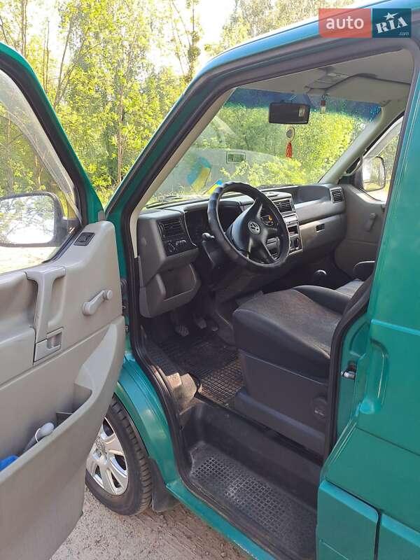 Минивэн Volkswagen Transporter 1999 в Ковеле