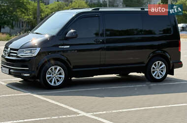 Минивэн Volkswagen Transporter 2018 в 