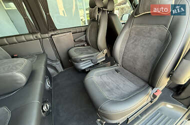 Минивэн Volkswagen Transporter 2018 в 