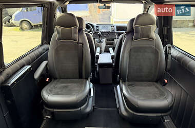 Минивэн Volkswagen Transporter 2018 в 