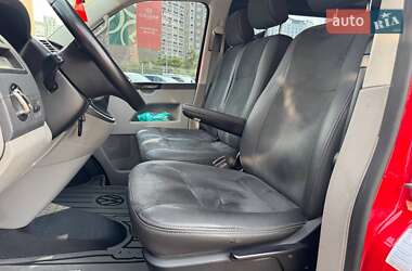 Грузовой фургон Volkswagen Transporter 2011 в 