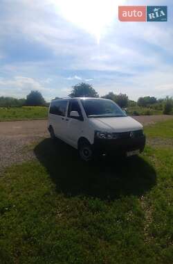Минивэн Volkswagen Transporter 2015 в 