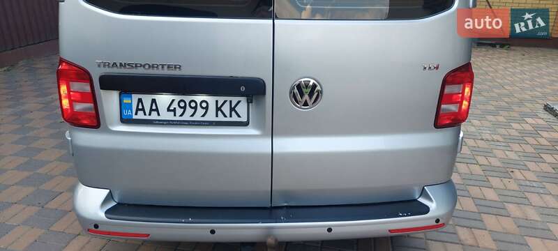 Минивэн Volkswagen Transporter 2015 в Киеве