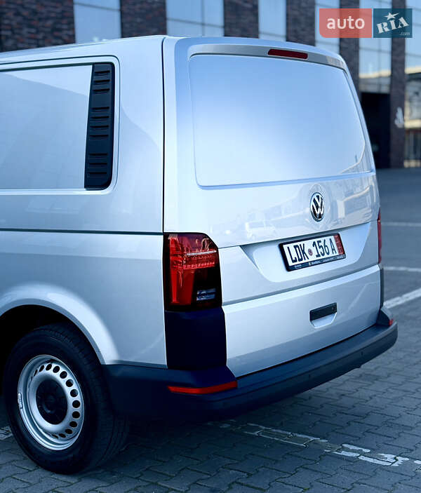 Грузовой фургон Volkswagen Transporter 2021 в Черновцах