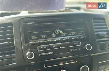 Грузовой фургон Volkswagen Transporter 2012 в 
