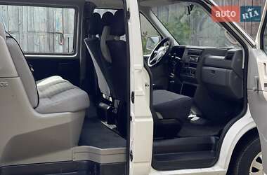 Минивэн Volkswagen Transporter 2001 в 