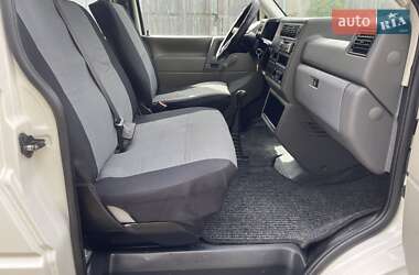 Минивэн Volkswagen Transporter 2001 в 