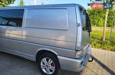 Минивэн Volkswagen Transporter 2002 в 