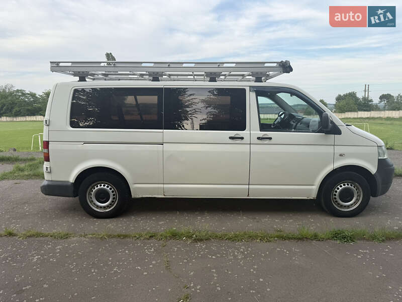 Минивэн Volkswagen Transporter 2008 в Ладыжине