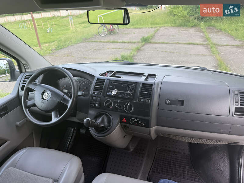 Минивэн Volkswagen Transporter 2008 в Ладыжине