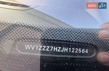 Грузовой фургон Volkswagen Transporter 2018 в 