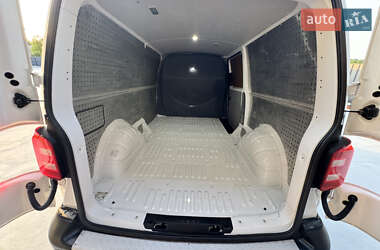 Грузовой фургон Volkswagen Transporter 2018 в 