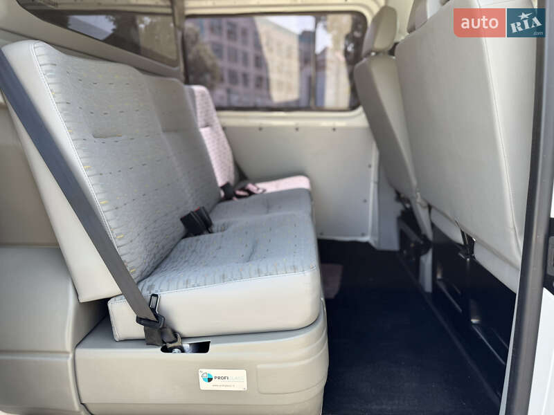 Вантажний фургон Volkswagen Transporter 2013 в Києві фото 10 Вантажний фургон Volkswagen Transporter 2013 в Києві