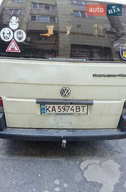 Вантажопасажирський фургон Volkswagen Transporter 1998 в 
