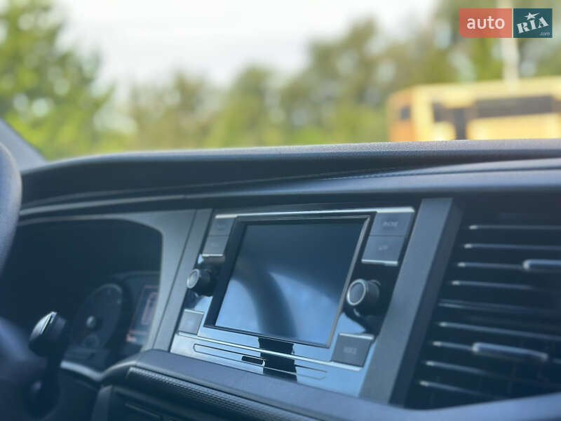Грузовой фургон Volkswagen Transporter 2020 в Дубно
