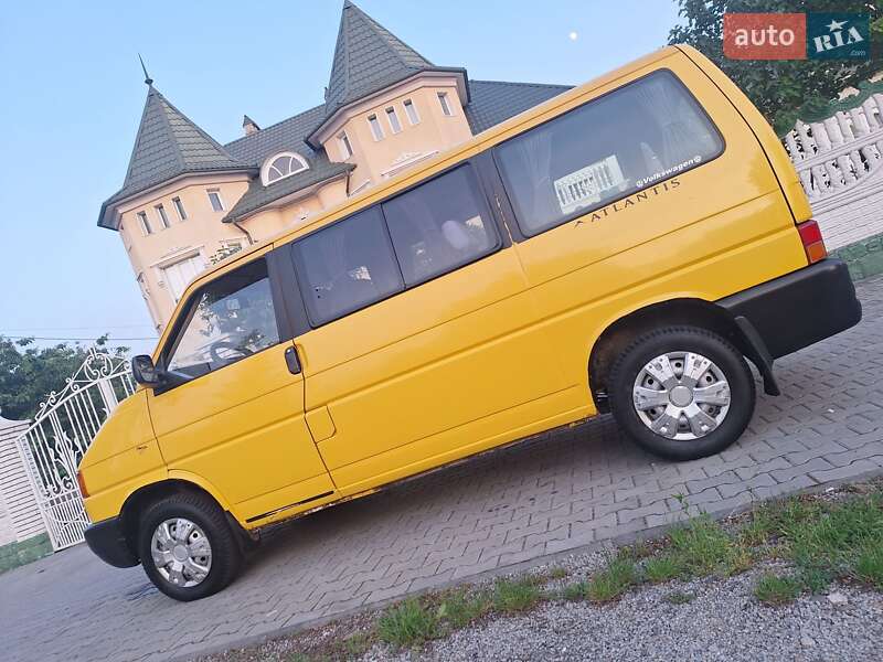 Минивэн Volkswagen Transporter 1999 в Черновцах