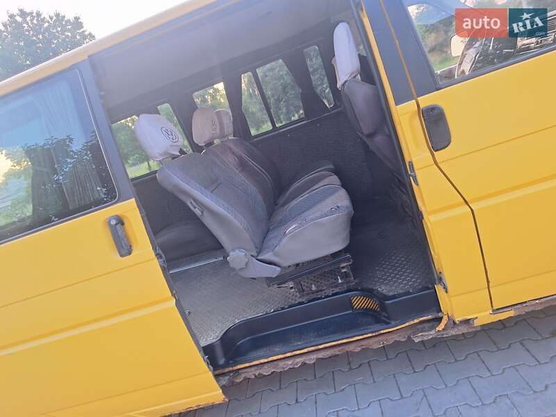 Минивэн Volkswagen Transporter 1999 в Черновцах