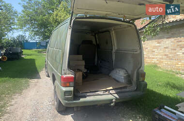 Мінівен Volkswagen Transporter 2001 в 